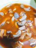 Menudo rojo o Pancita de setas