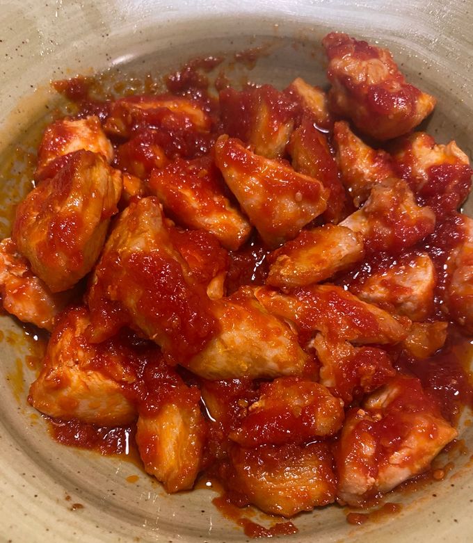 Foto principal de Pechuga de pollo con tomate frito casero …