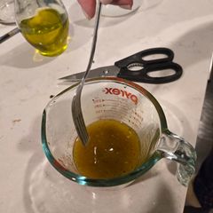 A picture of Vinaigrette for Italian sandwiches.