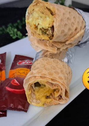 عکسی از دستور مرغ با سس ماست و سیر سرخ شده
