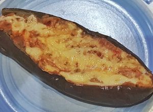 Una foto de Berenjena de Atún con Verduras y Miso