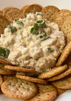 A picture of Deviled chicken spread.