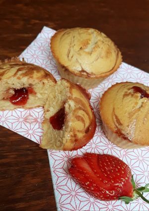 Une photo de ☆Muffins aux Fraises Coeurs Coulant à la Confiture☆