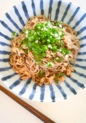 A picture of Chilled Soba with Shio Kombu and Tuna.