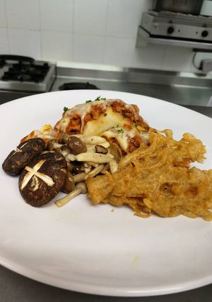 รูปของ เห็ดสี่สหาย (Assorted Mushroom Dish)