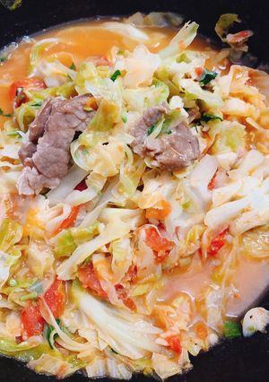 Hình của món Canh bắp cải thịt bò.
