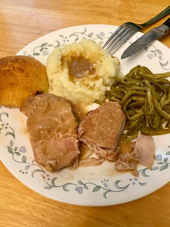 Easy Ways Make|Recipe} Crockpot Pork Chops with Onion Gravy, So Delicious