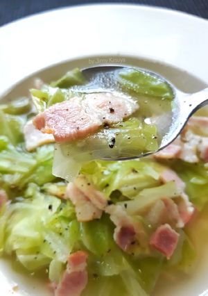 รูปของ Cabbage & bacon Soup