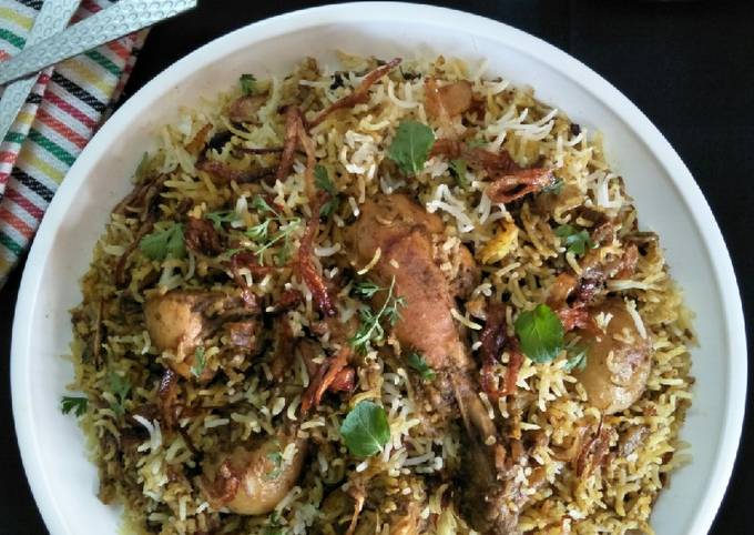 Hariyali Murg Biryani Recipe by Pooja M. Pandit - Cookpad