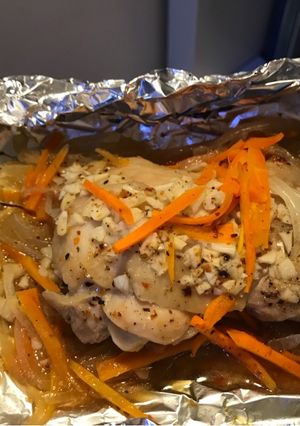 A picture of Chicken fillet with onion and carrot (using toast oven).