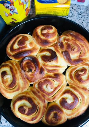 A picture of Custard bread roll.