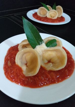 Una foto de Capeletis rellenos
