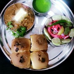 A picture of Pumpkin pav bhaji😋.