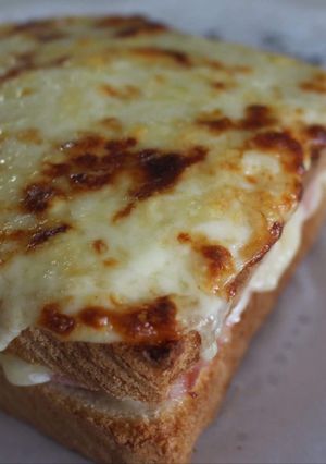 Una foto de Croque Monsieur vr madame