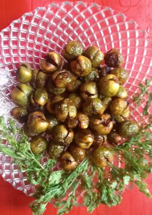 ગુંદા નો સંભારો(gunda no sabharo recipe in Gujarati) રેસીપી મુખ્ય ફોટો