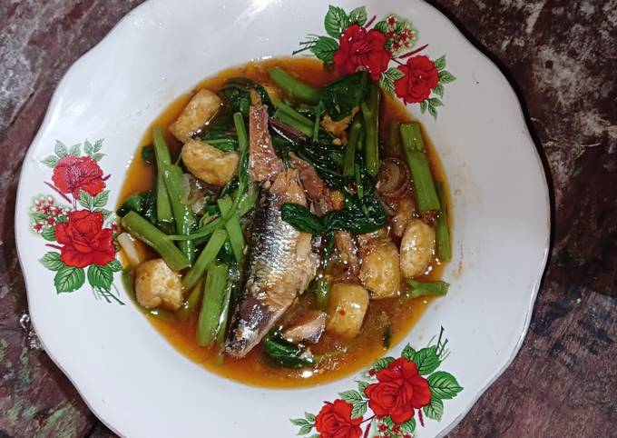 Resep Oseng Kangkung Tahu Dengan Sarden Kaleng Oleh Yuni Astuti Cookpad