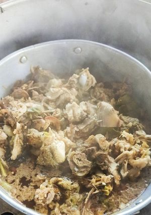 รูปของ ไก่บ้านนึ่งตะไคร้