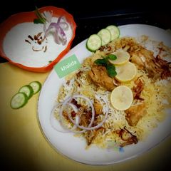 A picture of Chicken bombay biryani.