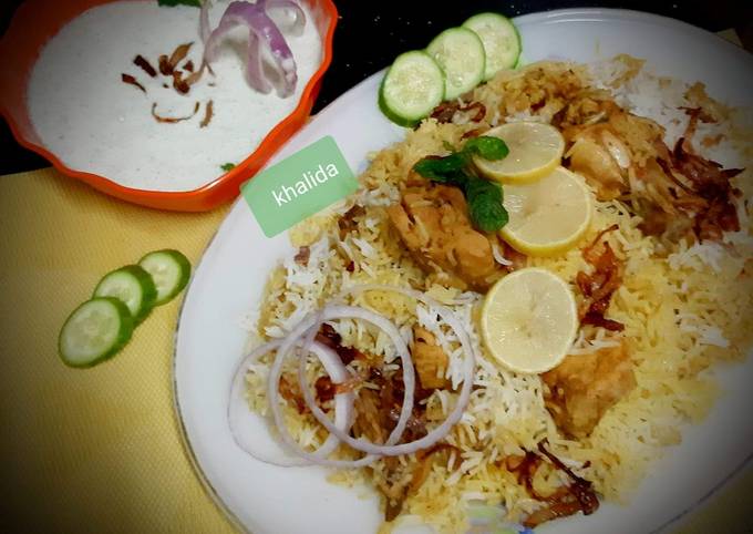 Chicken bombay biryani Recipe by Khalida Arain - Cookpad