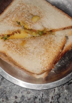 गोभी के सैंडविच(gobhi ke sandwich recipe in hindi) रेसिपी मुख्य फोटो