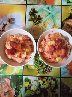 Una foto de Helado multifruta
