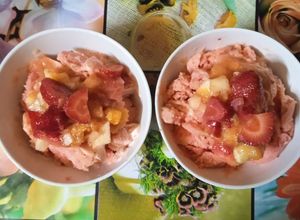 Una foto de Helado multifruta