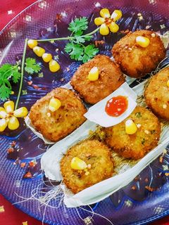 कॉर्न ग्रीन पीस कटलेट (corn green peas cutlet recipe in marathi) रेसिपी चे मुख्य फोटो 