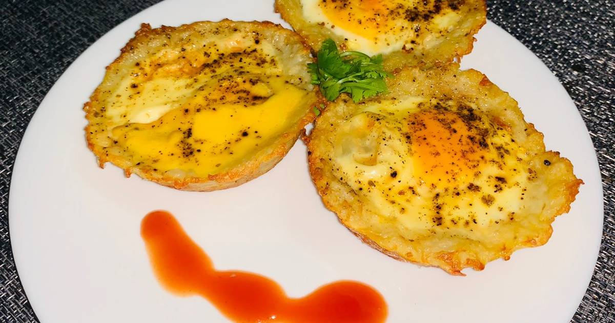 முட்டையுடன் சுட்ட உருளைக்கிழங்கு கூடை (Baked potato basket with eggs