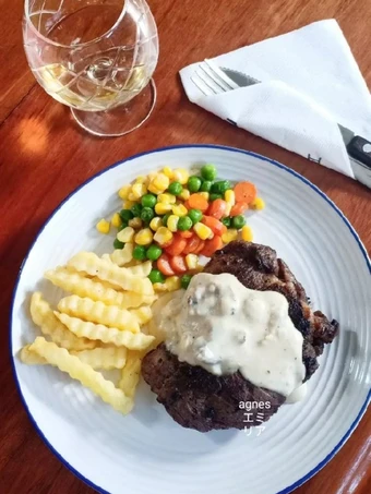 Langkah Gampang Membikin Resep Tenderloin Steak 🥩 yang  Bikin Ketagihan Anti Ribet, Bisa Manjain Lidah