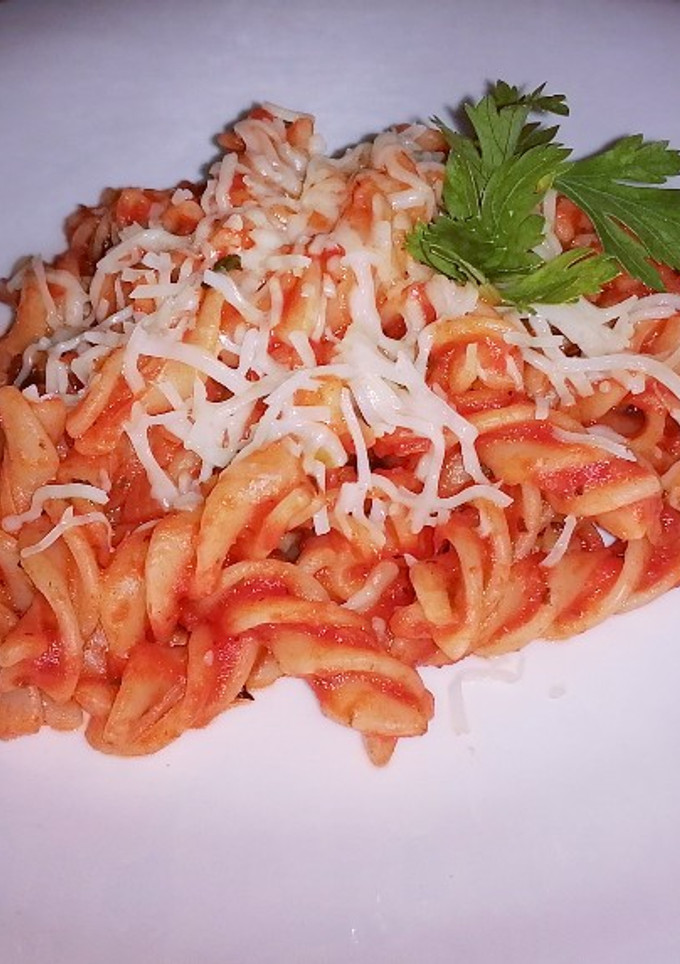 Una foto de Pasta a la puttanesca a la Alexito