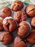 Muffin con gocce di cioccolato e marmellata