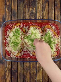 Paradicsomos töltött csirkemellfilé recept fotója