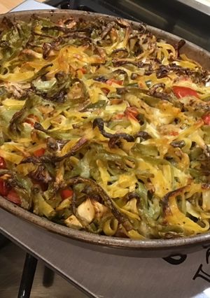 Une photo de Gratin de tagliatelles à la trevisana et légumes multicolores