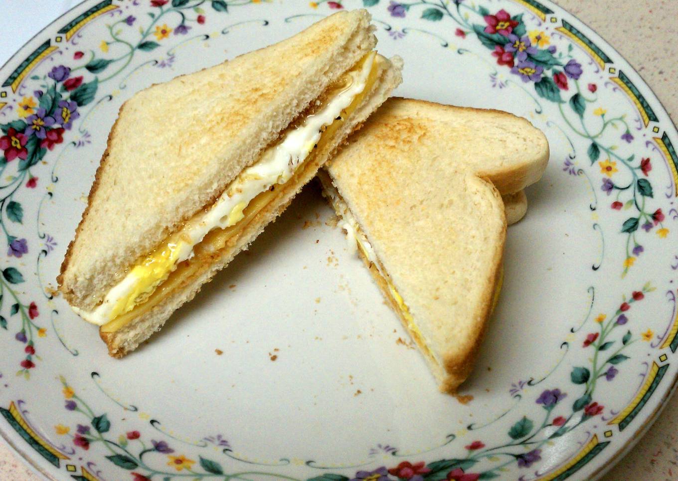 Aplly Jelly Eggwich