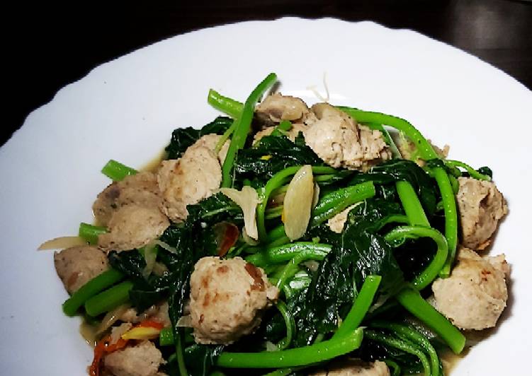 💢 Sayur Bayam Campur Bakso💢