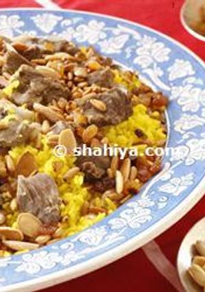 A picture of The traditional Meat Kabsa with Dakkous.