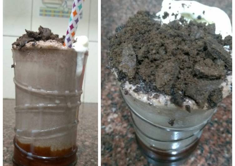 Recipe of Homemade Oreo Coffee MilkShake