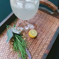 A picture of Lime juice.