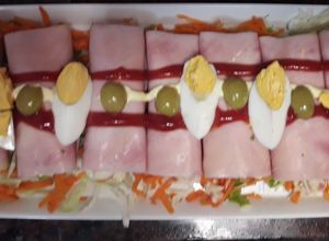 Una foto de Canelones fríos de atún