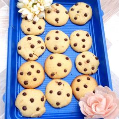 A picture of Nutella filled cookies.