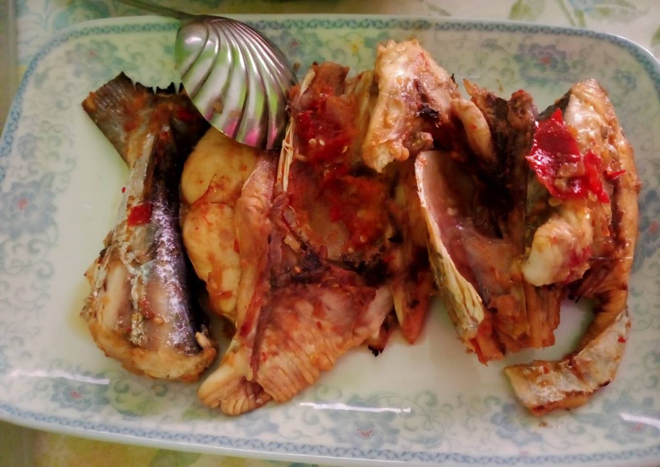 Tuna panggang bumbu pepes