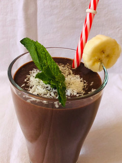 A picture of Chocolate pudding smoothie.