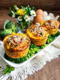 Broccoli & Cottage Cheese Muffins