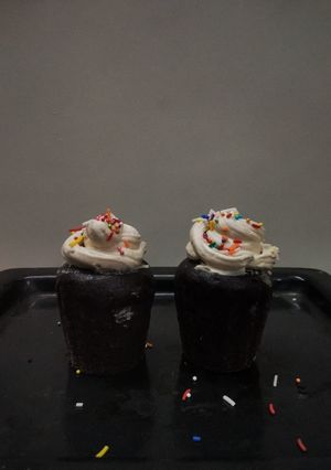A picture of Muffins.