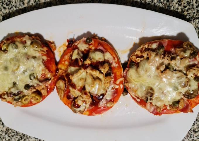 3 modelos diferentes de mini pizzas con pan de pita