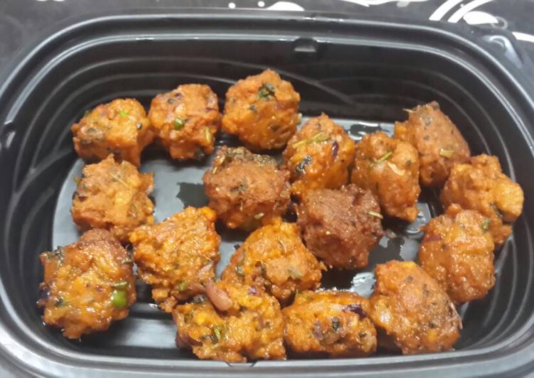 Simple Way to Prepare Super Quick Homemade Crunchy Malabar Chicken meatballs