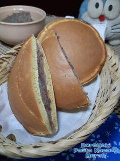 Foto resep Dorayaki (Isi Pasta Kacang Merah)