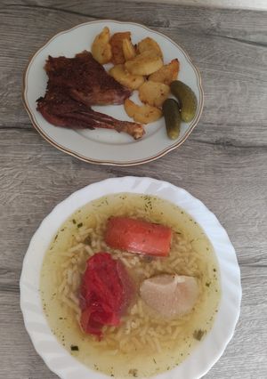 1949. Fél Tyúkból Leves és Második Fogás 😋 recept fotója