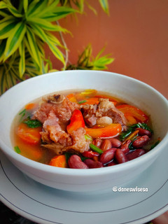 Foto resep Bruine Bonen Soep (Sup Brenebon)