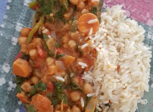 Una foto de "Curry" de garbanzos (vegano)